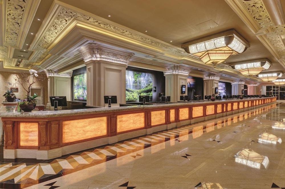 Mandalay Bay Resort And Casino By Suiteness Las Vegas Eksteriør billede