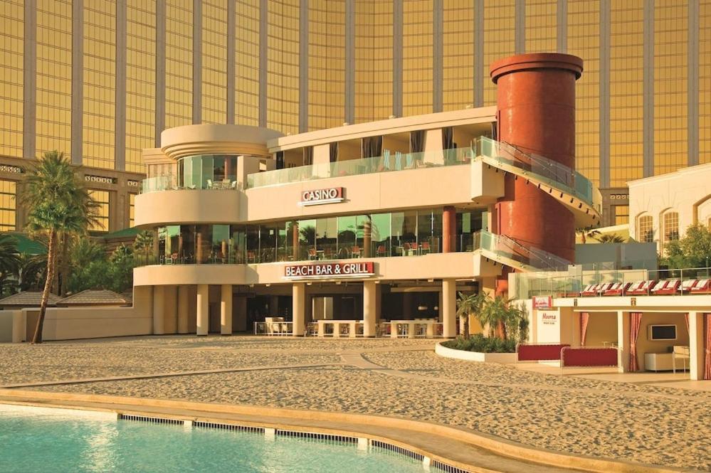 Mandalay Bay Resort And Casino By Suiteness Las Vegas Eksteriør billede