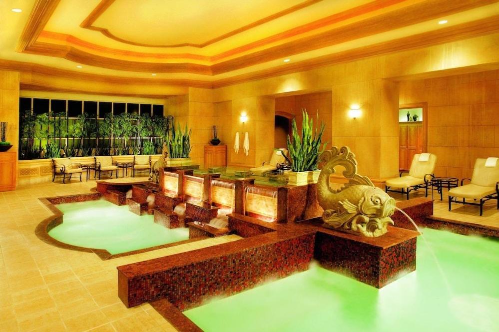Mandalay Bay Resort And Casino By Suiteness Las Vegas Eksteriør billede